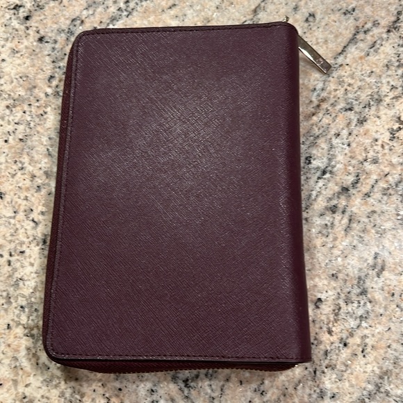 Kate Spade Cameron Agenda - Picture 2 of 11